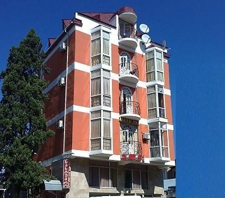 Hotel Edemi Kutaisi Esterno foto