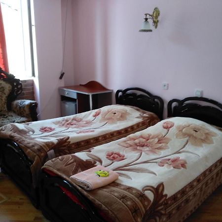 Hotel Edemi Kutaisi Esterno foto