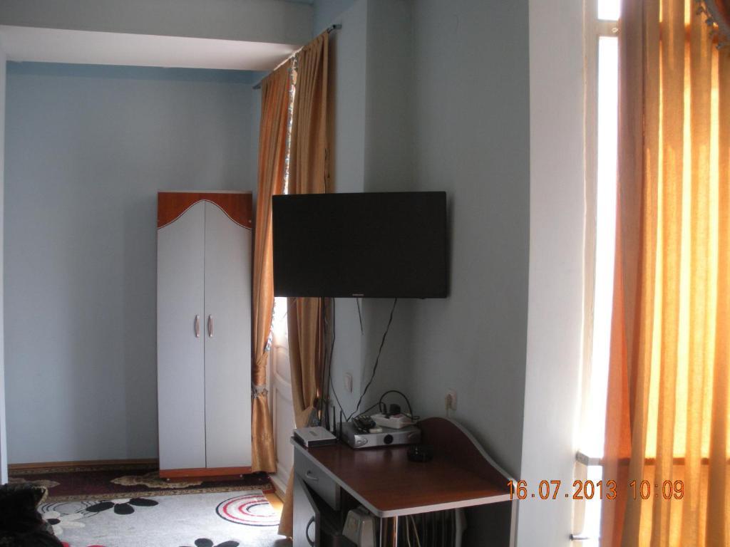 Hotel Edemi Kutaisi Esterno foto