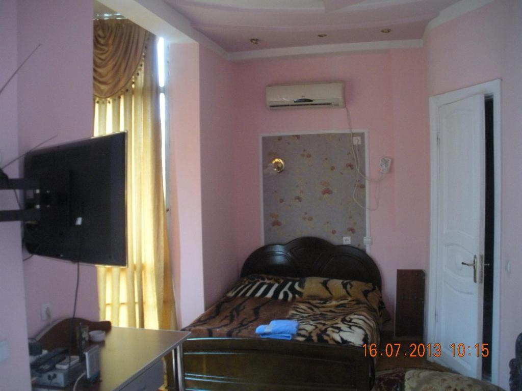 Hotel Edemi Kutaisi Esterno foto