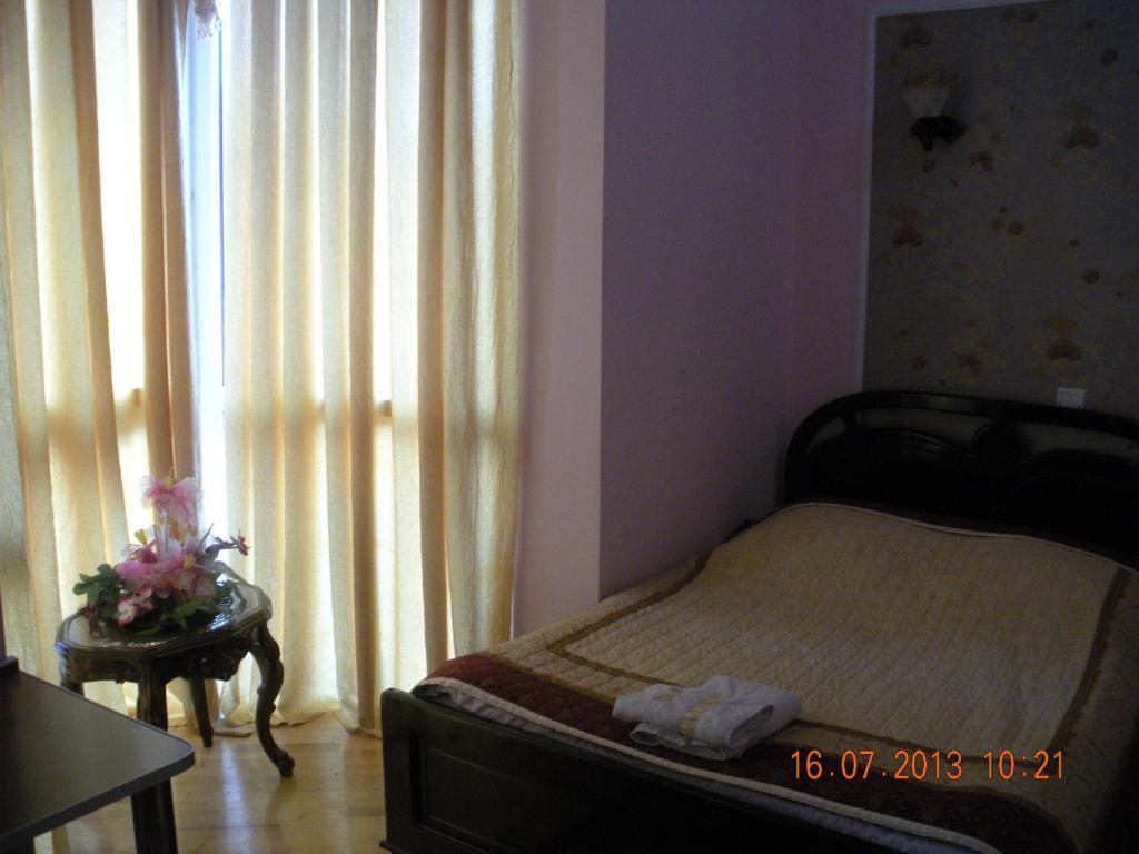 Hotel Edemi Kutaisi Esterno foto